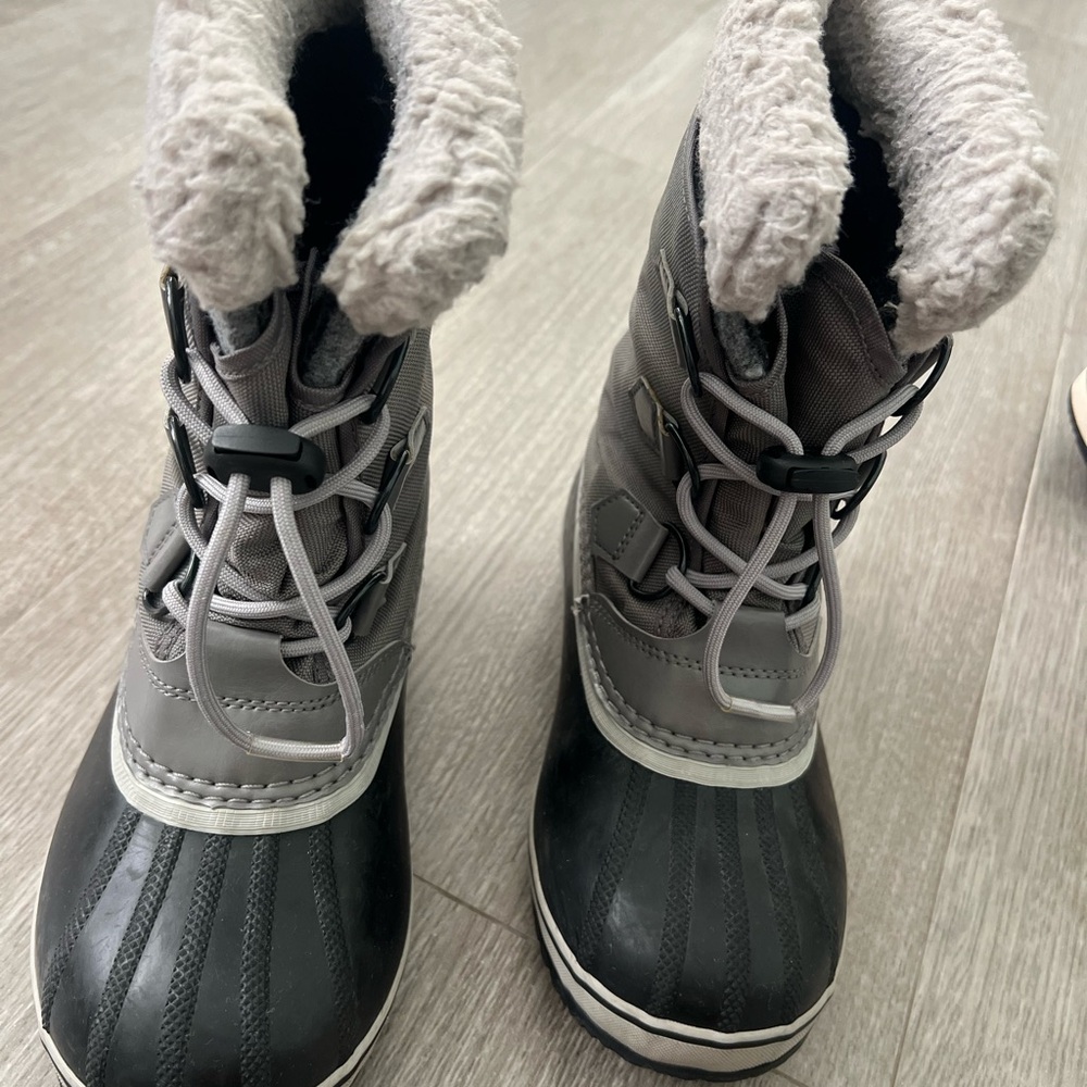 Gray and Black Kids Winter Boots